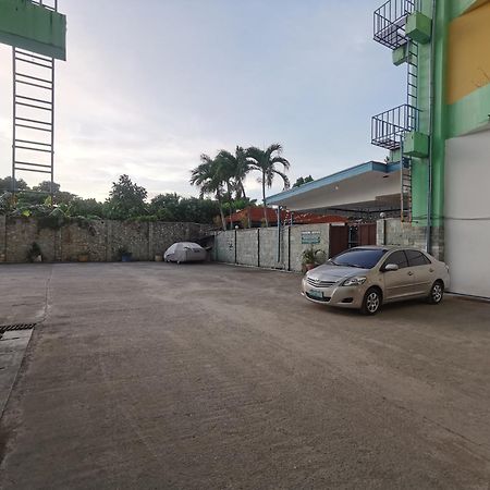 Metro Park Hotel - Cebu City Esterno foto
