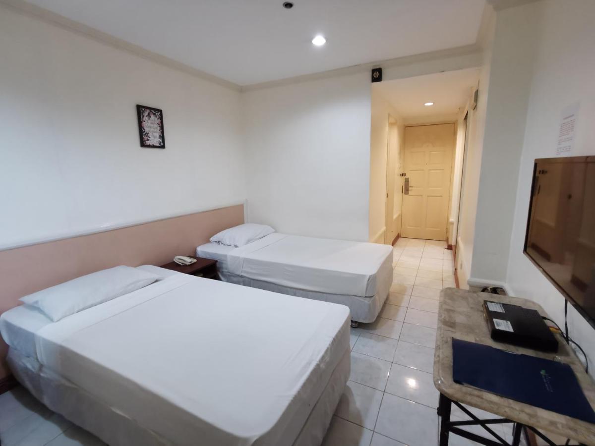 Metro Park Hotel - Cebu City Esterno foto