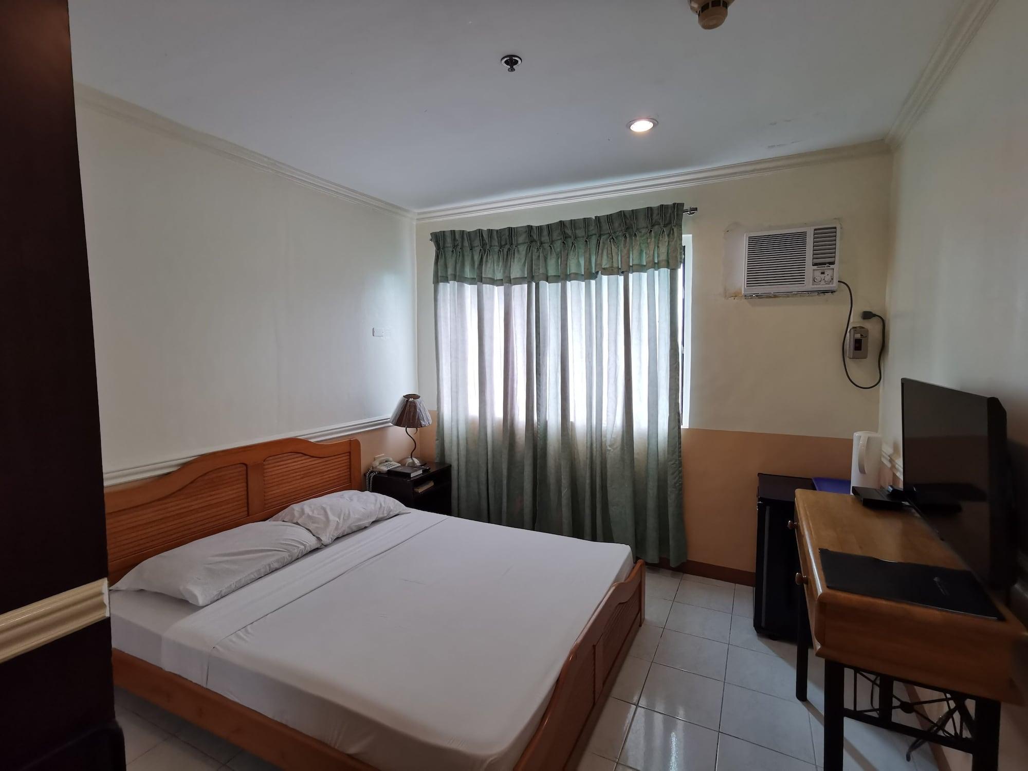 Metro Park Hotel - Cebu City Esterno foto