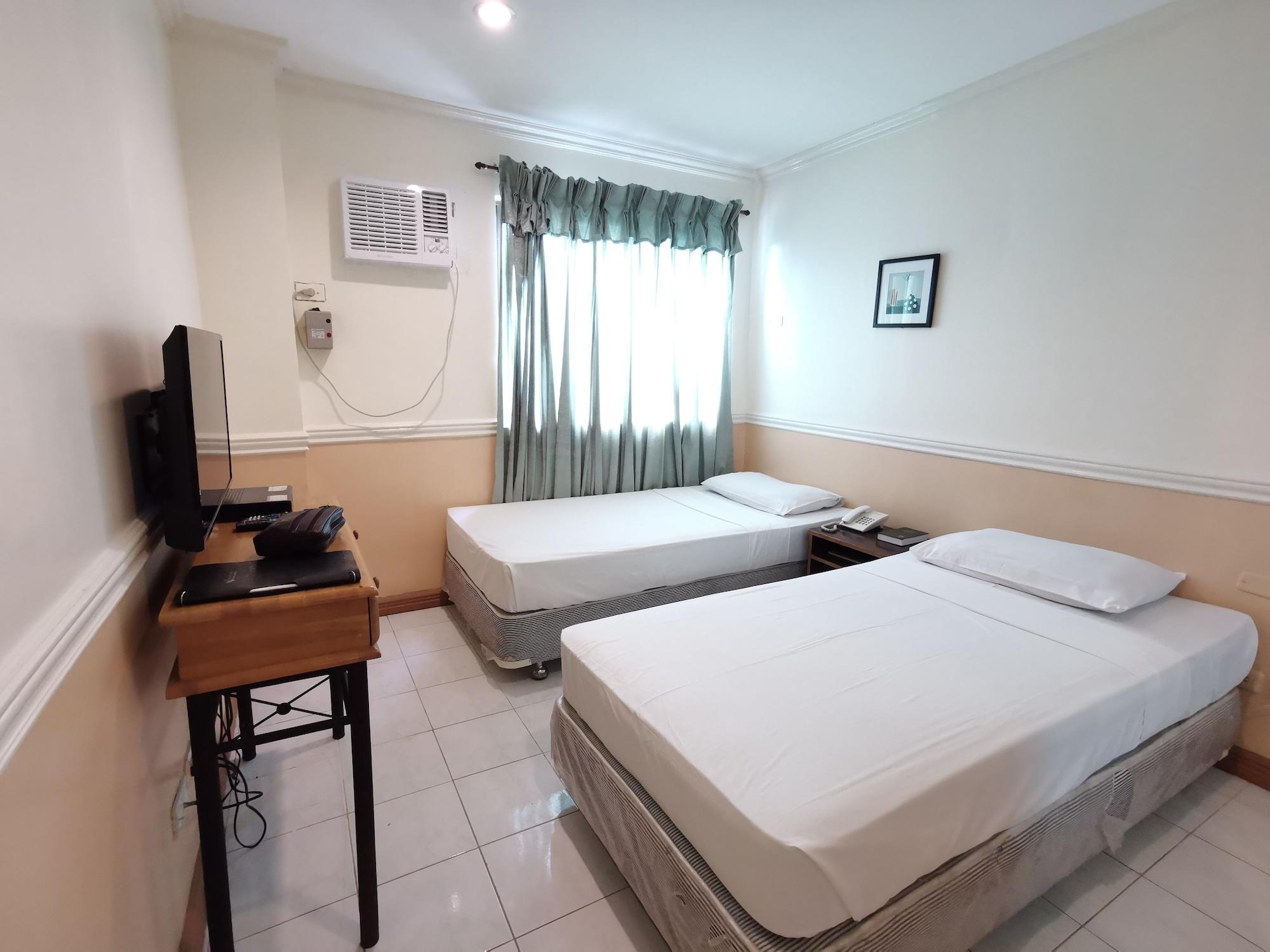 Metro Park Hotel - Cebu City Esterno foto