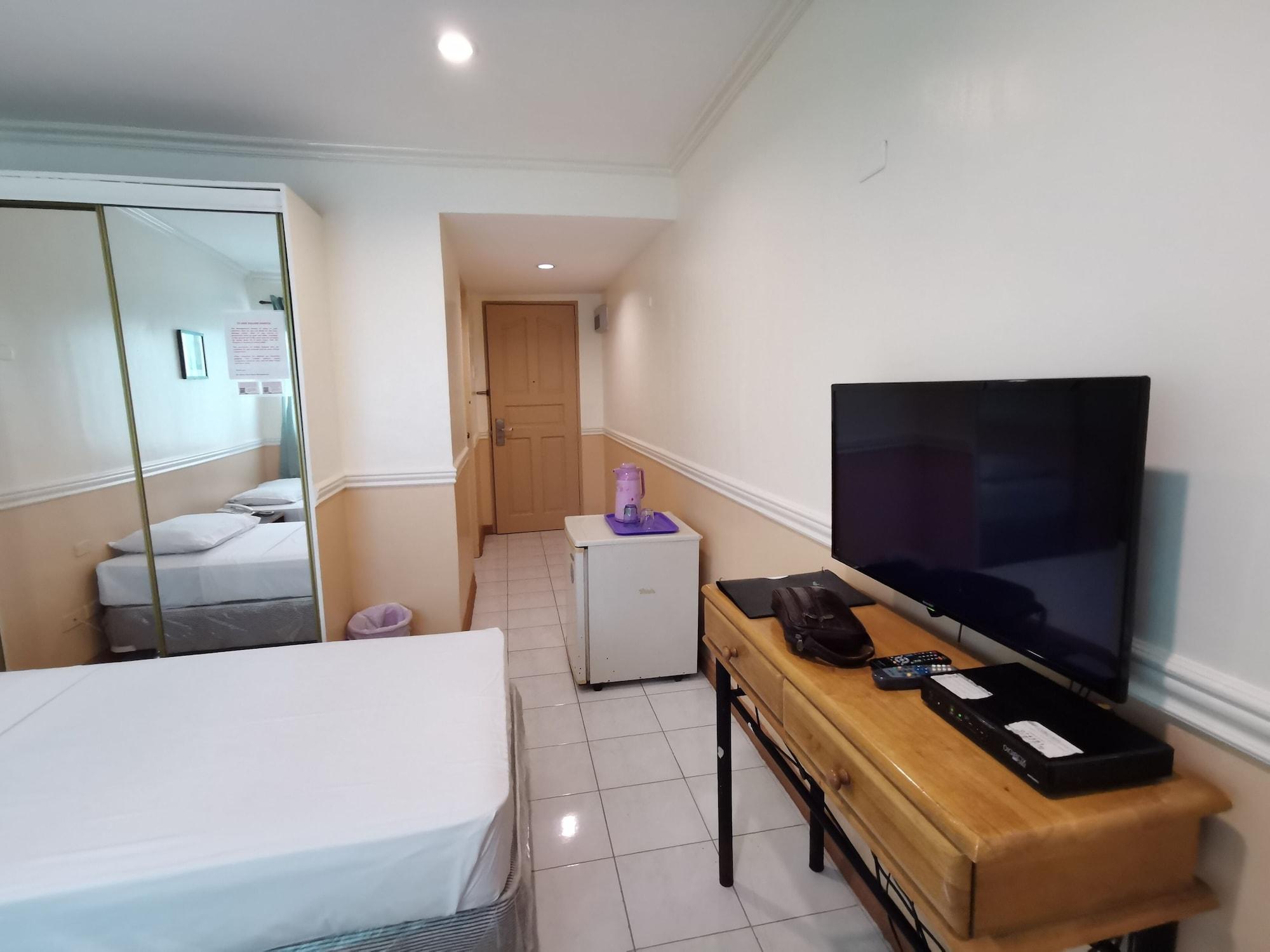 Metro Park Hotel - Cebu City Esterno foto