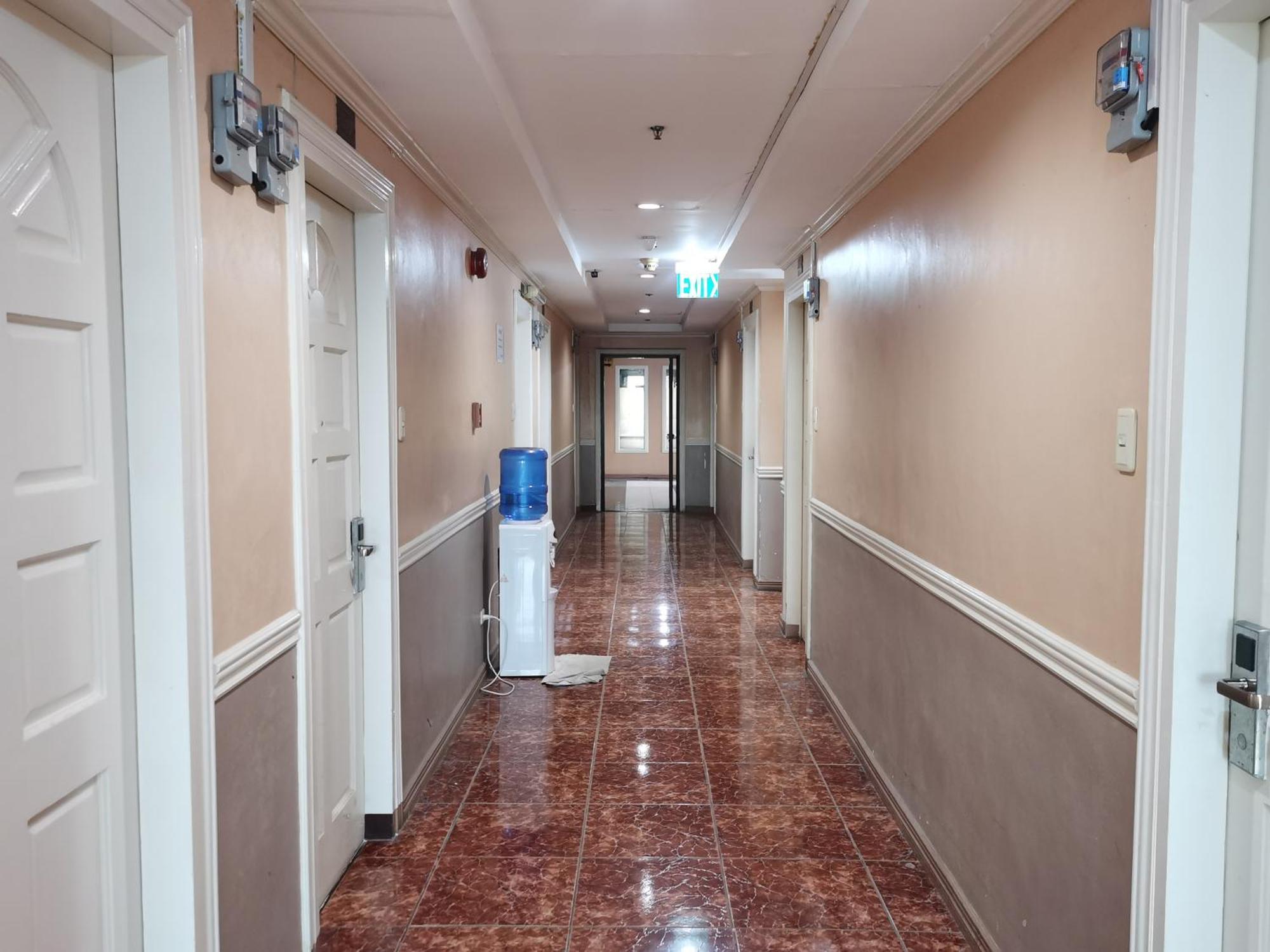 Metro Park Hotel - Cebu City Esterno foto