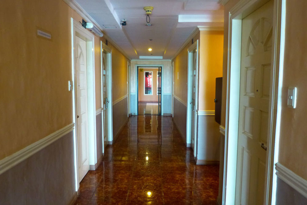 Metro Park Hotel - Cebu City Esterno foto