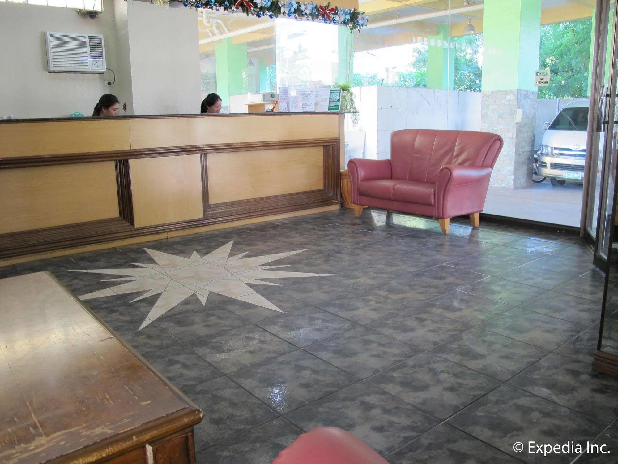 Metro Park Hotel - Cebu City Esterno foto