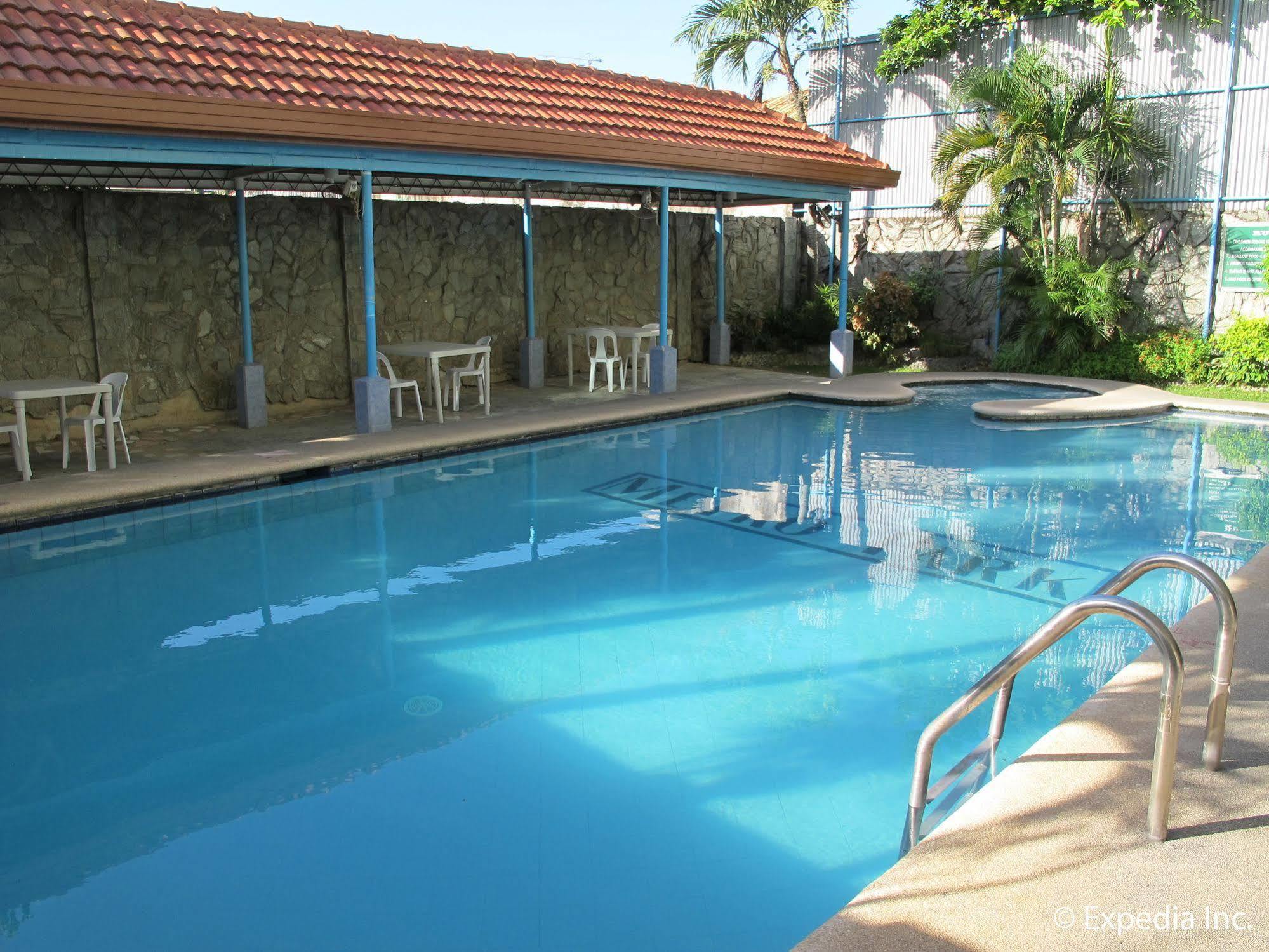 Metro Park Hotel - Cebu City Esterno foto