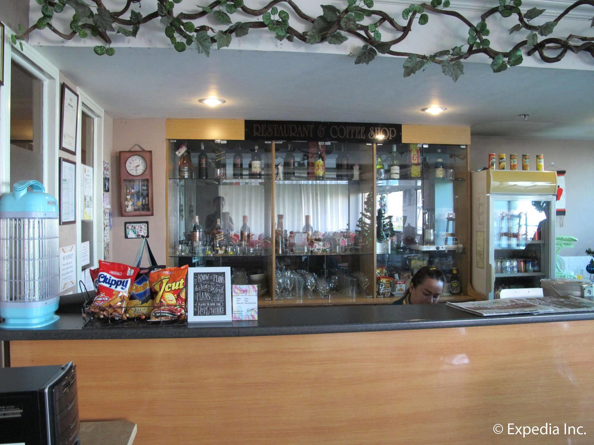 Metro Park Hotel - Cebu City Esterno foto