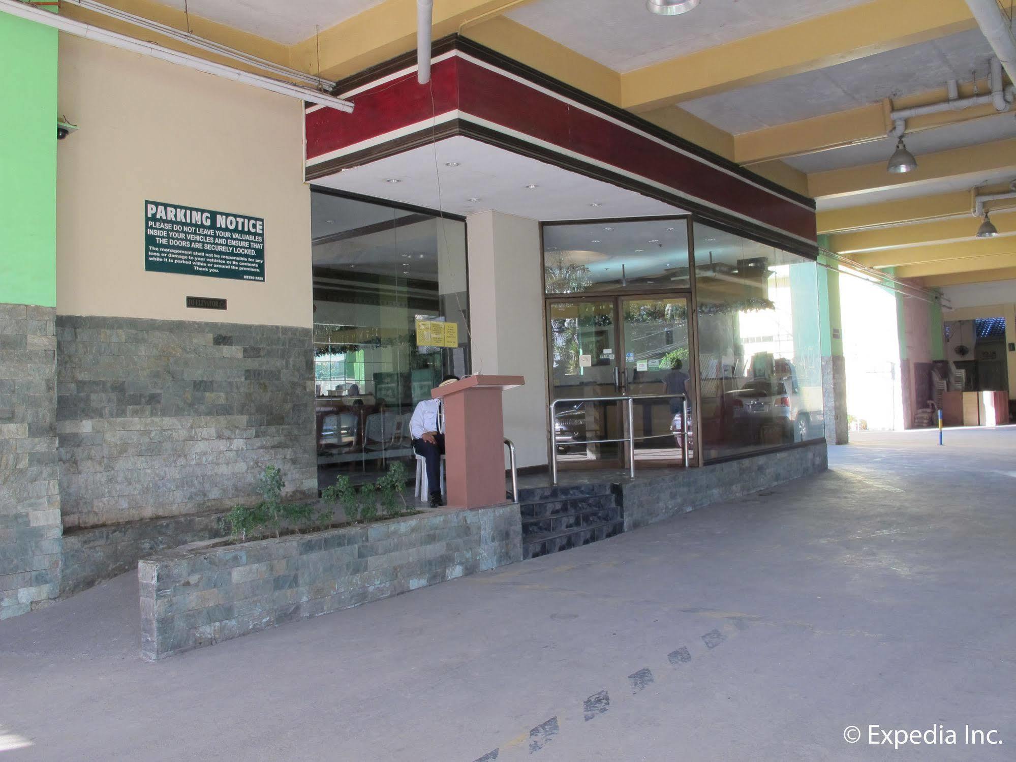Metro Park Hotel - Cebu City Esterno foto